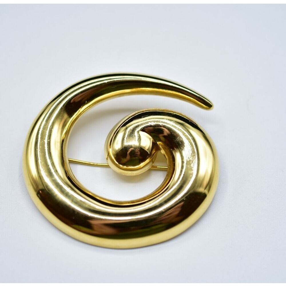 Monet Vintage Brooch Pin Chunky Swirl Gold Tone Abstract Bold Signed 1970s Bin5